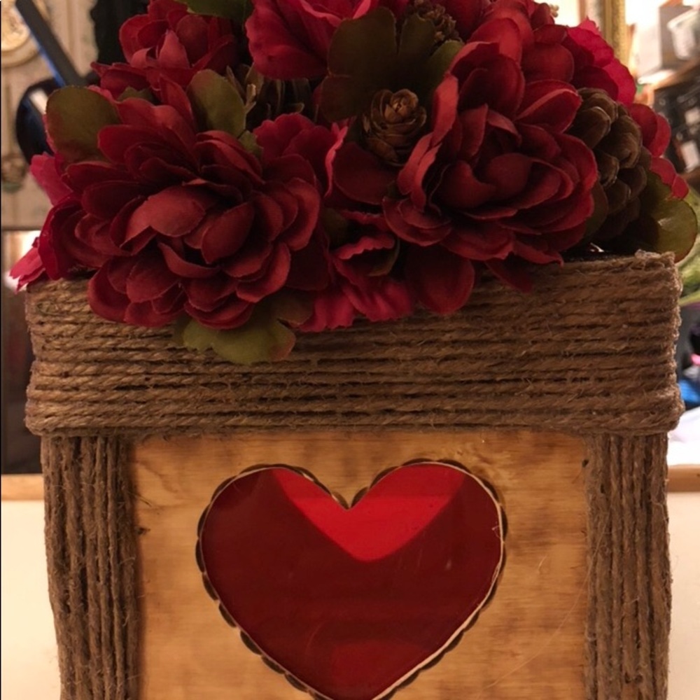 Handmade Glowing Heart Floral Centerpieces - Picture 4 of 4